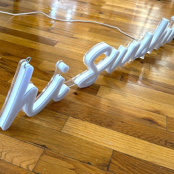 LED “HI SUNSHINE” LIGHT UP TRACK SIGN. PERFECT CONDITION. - Picture 3 of 6